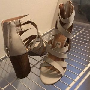 AE heeled sandals